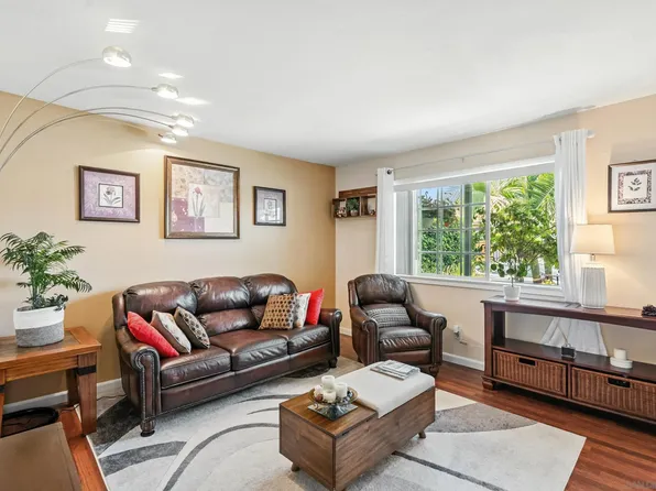 253 Holiday Way, Oceanside, CA 92057