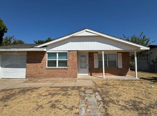 4625 SW I Ave, Lawton, OK 73505