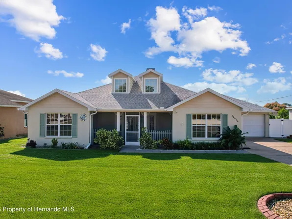 10426 Lansfield St, Spring Hill, FL 34608