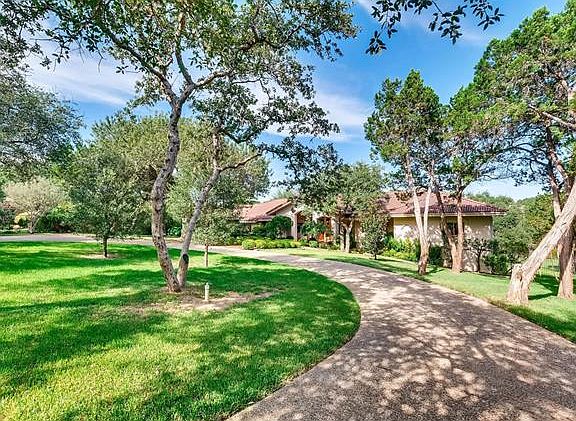 4th image of 3705 Winding Creek Dr