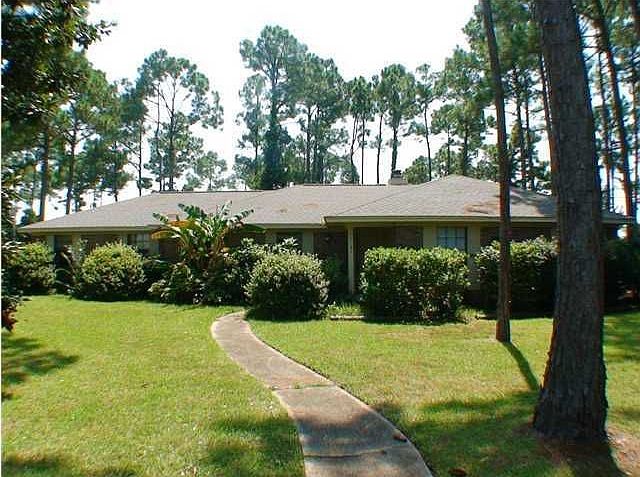 1st image of 3131 Oriole Dr