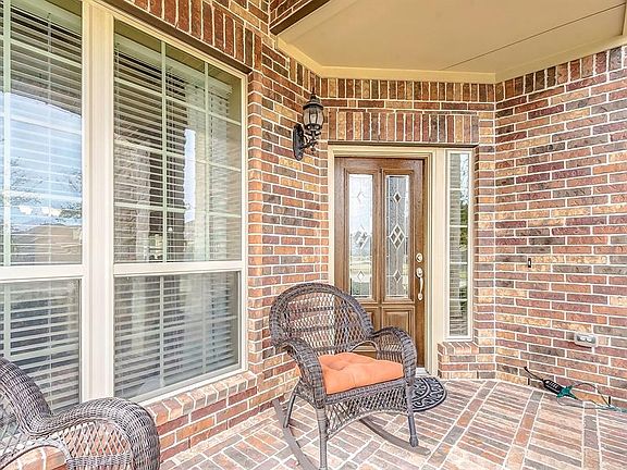 3rd image of 8314 Autumn Stone Dr