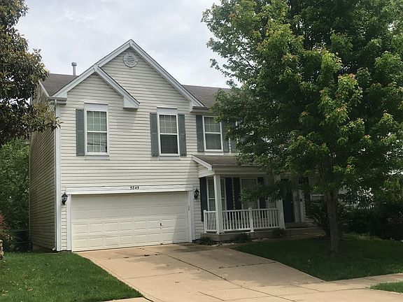 2nd image of 5845 Birchmont Place Dr