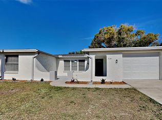 7141 King Arthur Dr, Port Richey, FL 34668