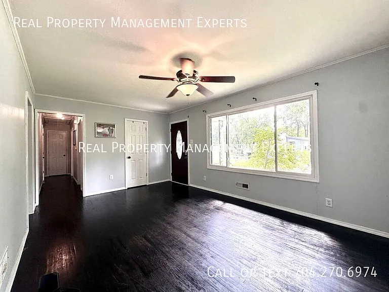 4429 Firwood Ln — Photo 5
