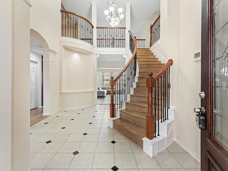 26414 Creston Woods Dr — Photo 5