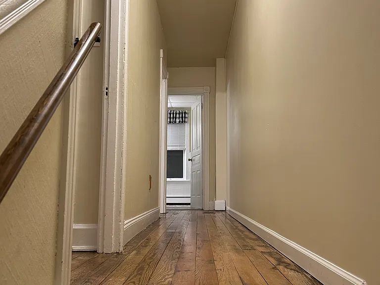 1837 Main St — Photo 10