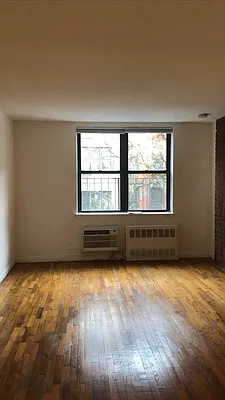 Rented by Eric Goodman Realty Corp | media 18