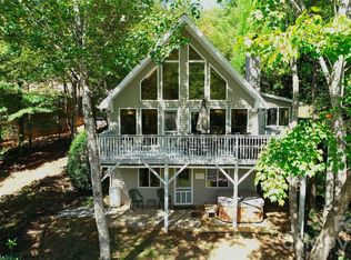 268 Mallard Rd, Lake Lure, NC 28746