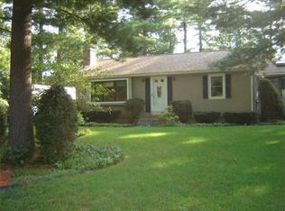 40 County Rd, Holyoke, MA 01040