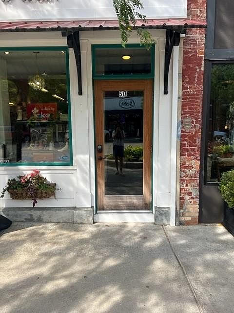 1st image of 517 Phoenix St #3