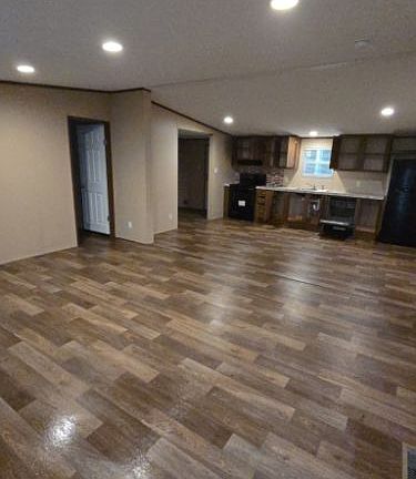 2nd image of 134 Bel Air Dr