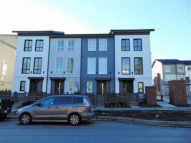 2 bed, 1056 sqft, $2,500 — Photo 1