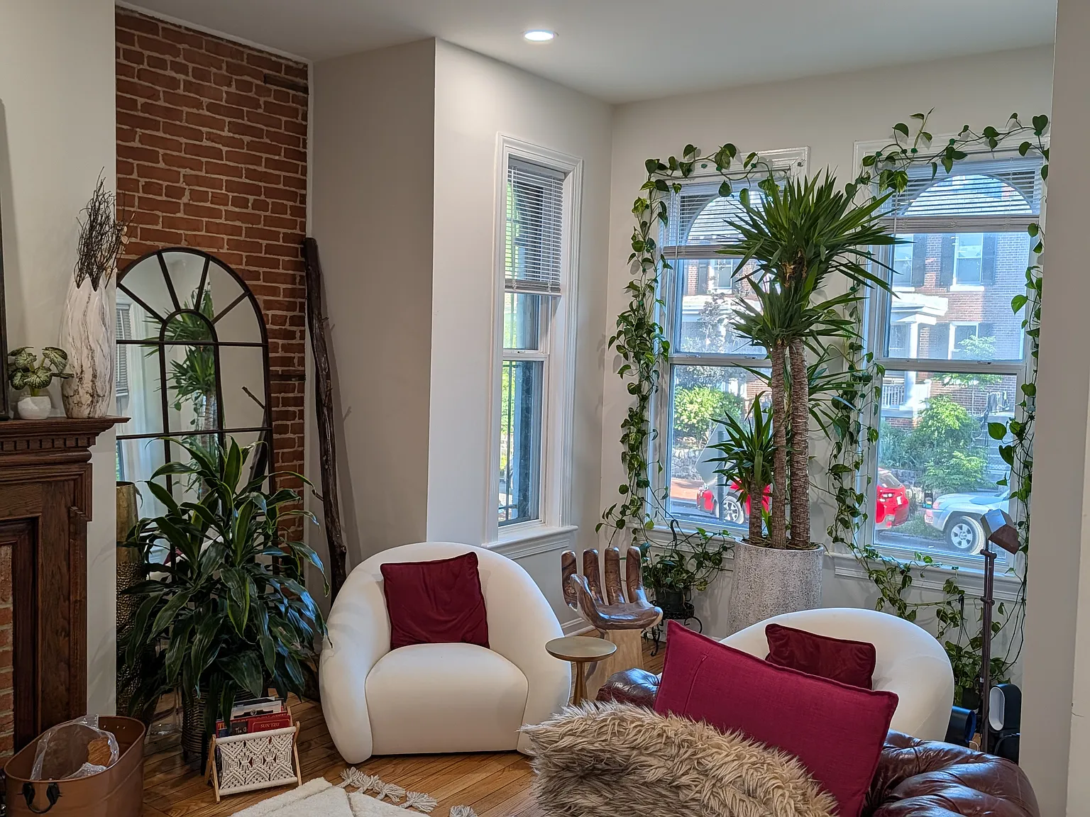 3 bed, 3.5 bath, 1960 sqft, $7,500 — Photo 3