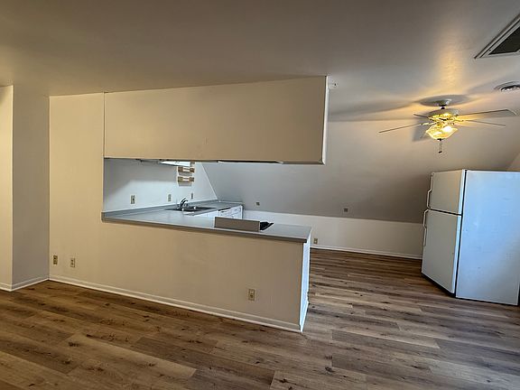 5th image of 3436 S Delaware Ave #A