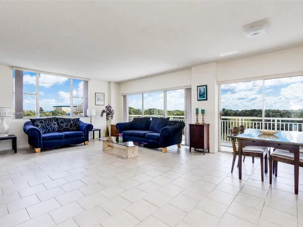 3800 Hillcrest Dr APT 401, Hollywood, FL 33021