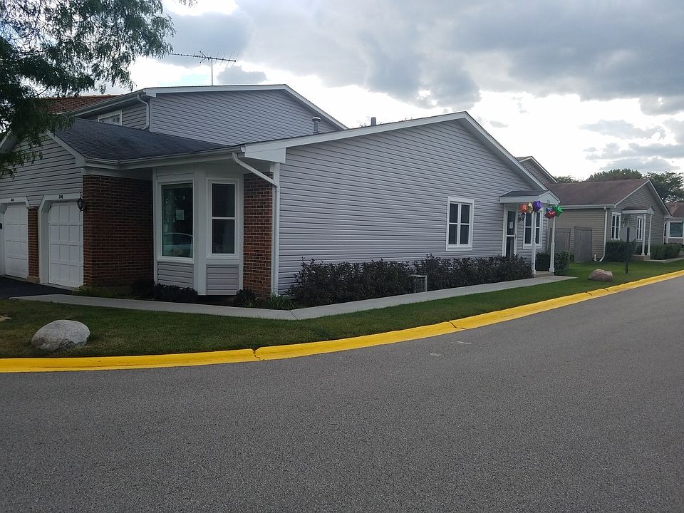 1st image of 2146 N Williamsburg Dr #116