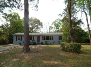 2410 Hilltop Dr, Albany, GA 31707