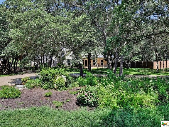 4th image of 1000 Salado Oaks Dr