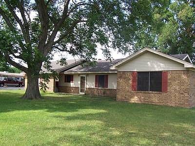 1st image of 10558 Pleasant Dr