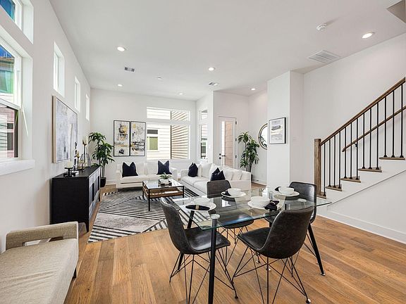 5th image of 303 Marcella St #J
