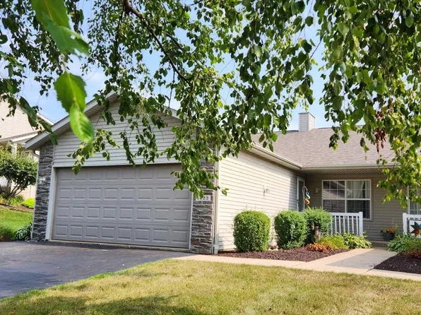 1422 Crimson Ridge Ln, Byron, IL 61010