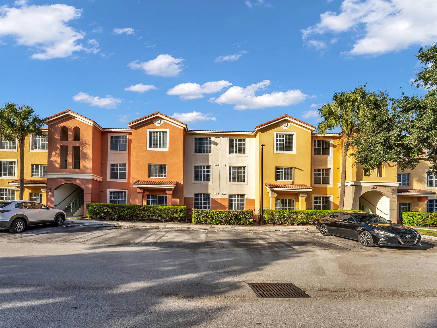 2 bed, 2.0 bath, 980 sqft, $1,850 — Photo 3