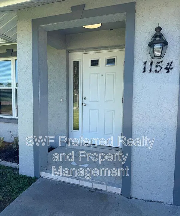 1152 SW 47th Ter #2