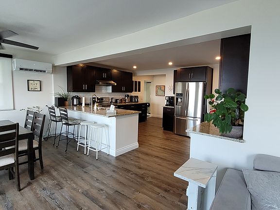 3rd image of 1488 Caille Ave