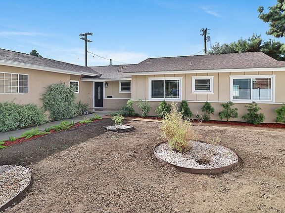 5th image of 8601 Santa Susanna Pl