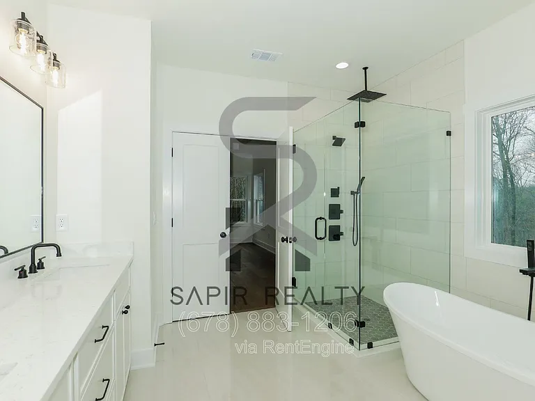 3374 Lee Dr — Photo 16