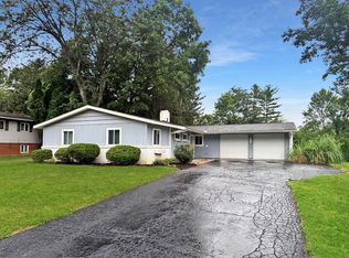 3318 Darbyshire Dr, Hilliard, OH