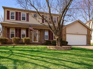 1709 Cottington Dr, Schaumburg, IL 60194