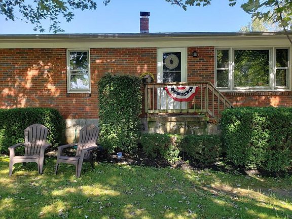 2nd image of 180 Kurt St