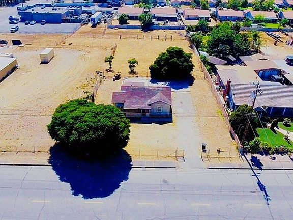 3rd image of 9658 Elm Ave