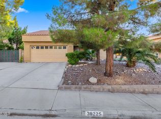 38225 6th St W, Palmdale, CA 93551