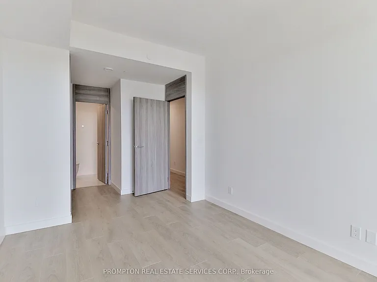18 Esther Shiner Blvd #610 — Photo 29