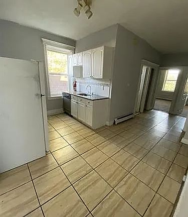 2nd image of 262 Elmwood Ave #2RR