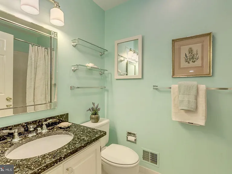 5106 Yuma St NW — Photo 21