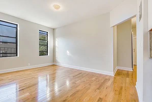 Rented by Dixon Advisory USA Inc. | media 14