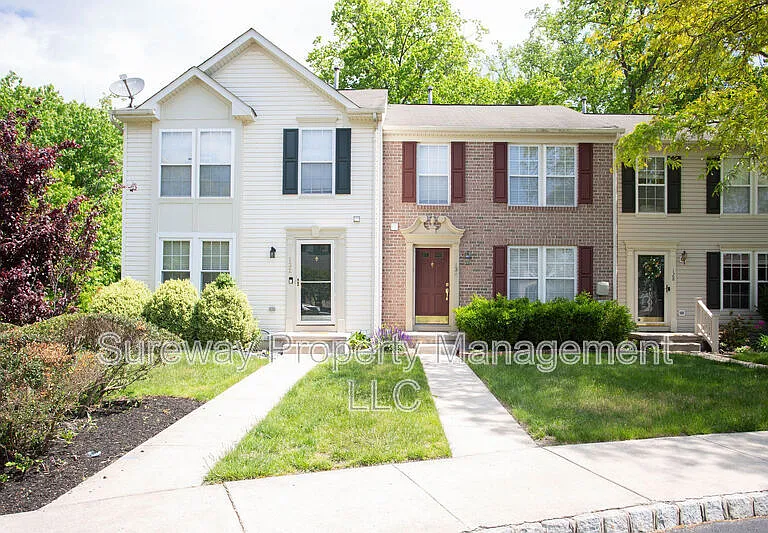 130 Mount Vernon Ct — Photo 1