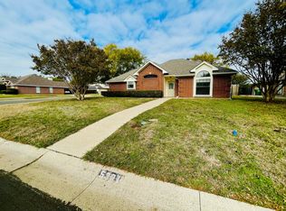 5301 Tartan Cir, Denton, TX 76208