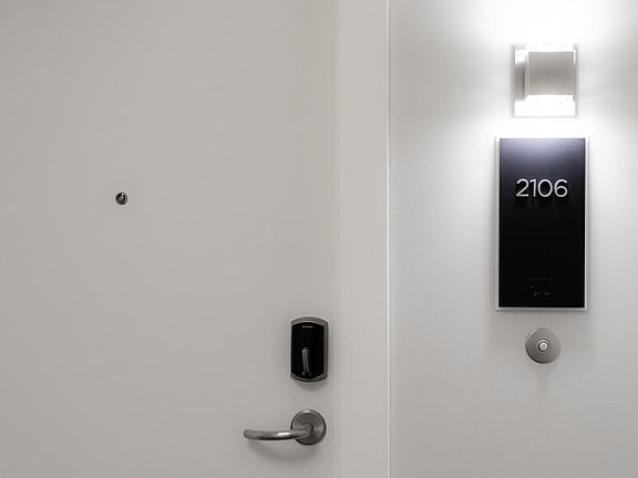5th image of 110 N Corcoran St #2106