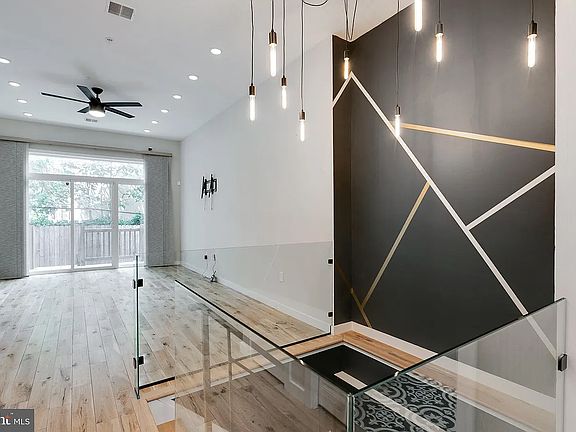 4th image of 1825 Ginnodo St #1R