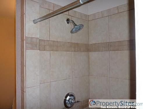 4th image of 3715 Ticonderoga Dr