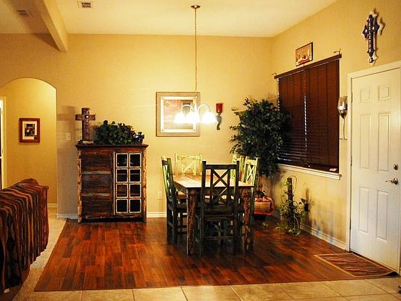 4th image of 1121 Greens Creek Cir