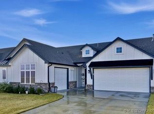 7402 E 89th St N, Owasso, OK 74055