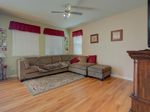 5th image of 13204 Waterway Dr