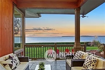 16912 Talbot Road photo 1