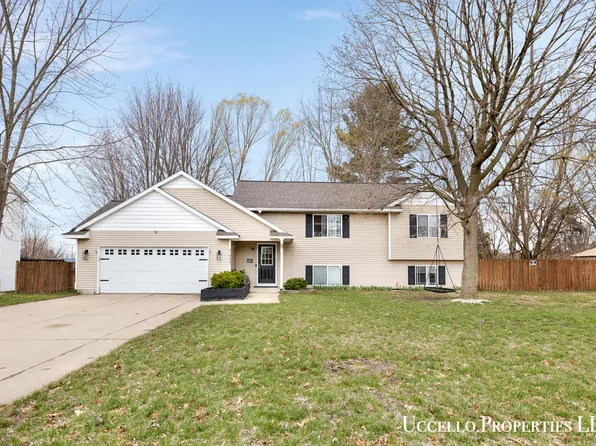 1427 Trevor Ct NE, Grand Rapids, MI 49525